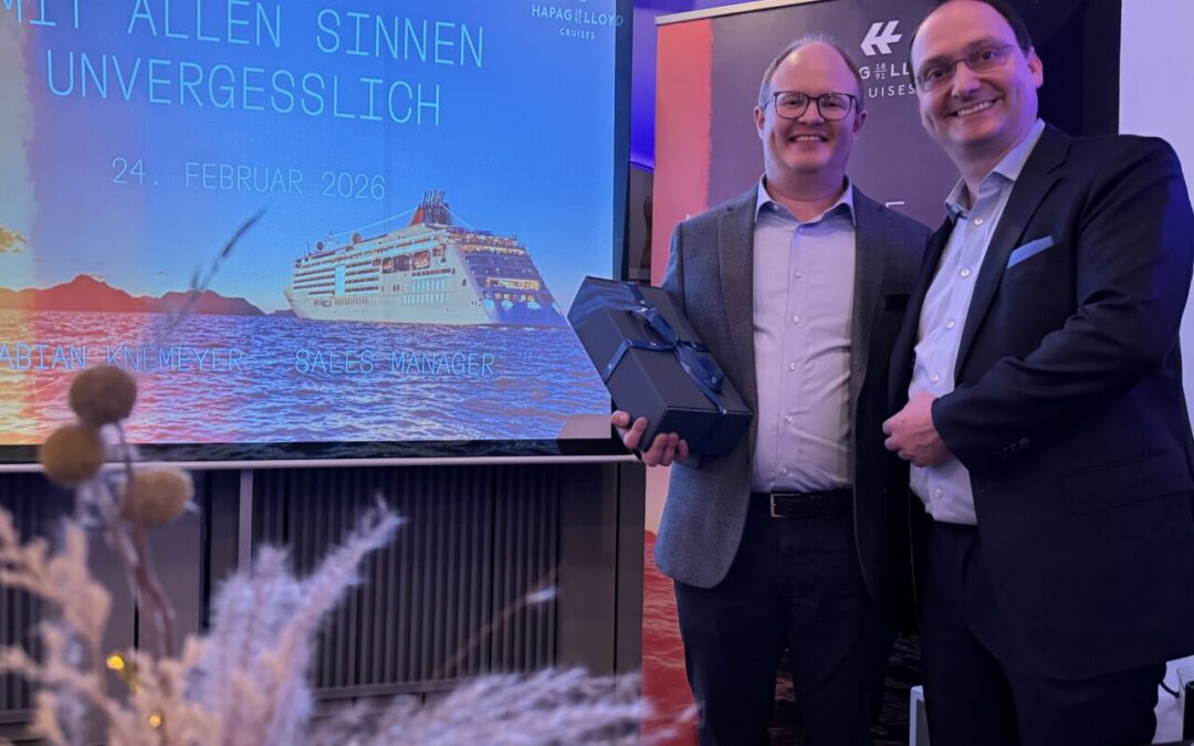 Clubpräsident Frank Glatzel (r.) und Referent Fabian Knemeyer, Sales Manager bei Hapag-Lloyd Cruises.